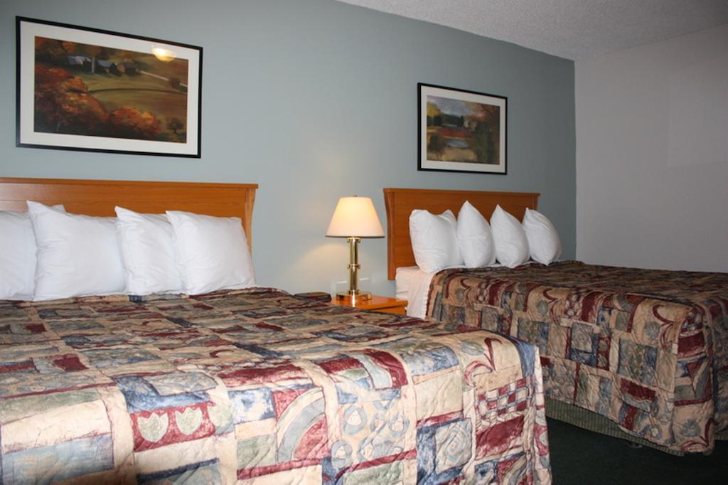 Northwoods Inn & Suites Saskatoon Luaran gambar